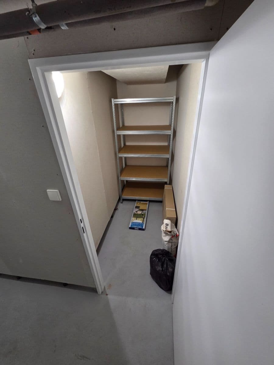 Prenájom bytu 1-izbový 24 m², Bratislavská, Brno, Jihomoravský kraj Prenájom bytu 1-izbový 24 m², Bratislavská, Brno, Jihomoravský kraj
