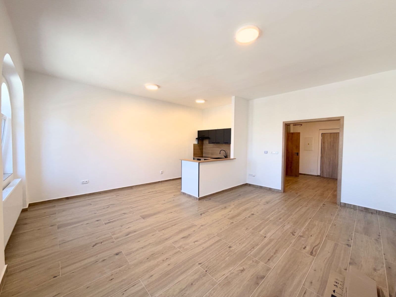 Prenájom bytu 2-izbový 75 m², náměstí doktora Edvarda Beneše, Liberec, Liberecký kraj Prenájom bytu 2-izbový 75 m², náměstí doktora Edvarda Beneše, Liberec, Liberecký kraj