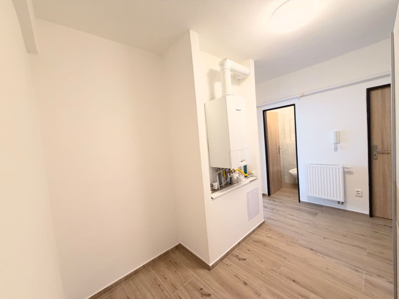 Prenájom bytu 1-izbový 48 m², náměstí doktora Edvarda Beneše, Liberec, Liberecký kraj Prenájom bytu 1-izbový 48 m², náměstí doktora Edvarda Beneše, Liberec, Liberecký kraj