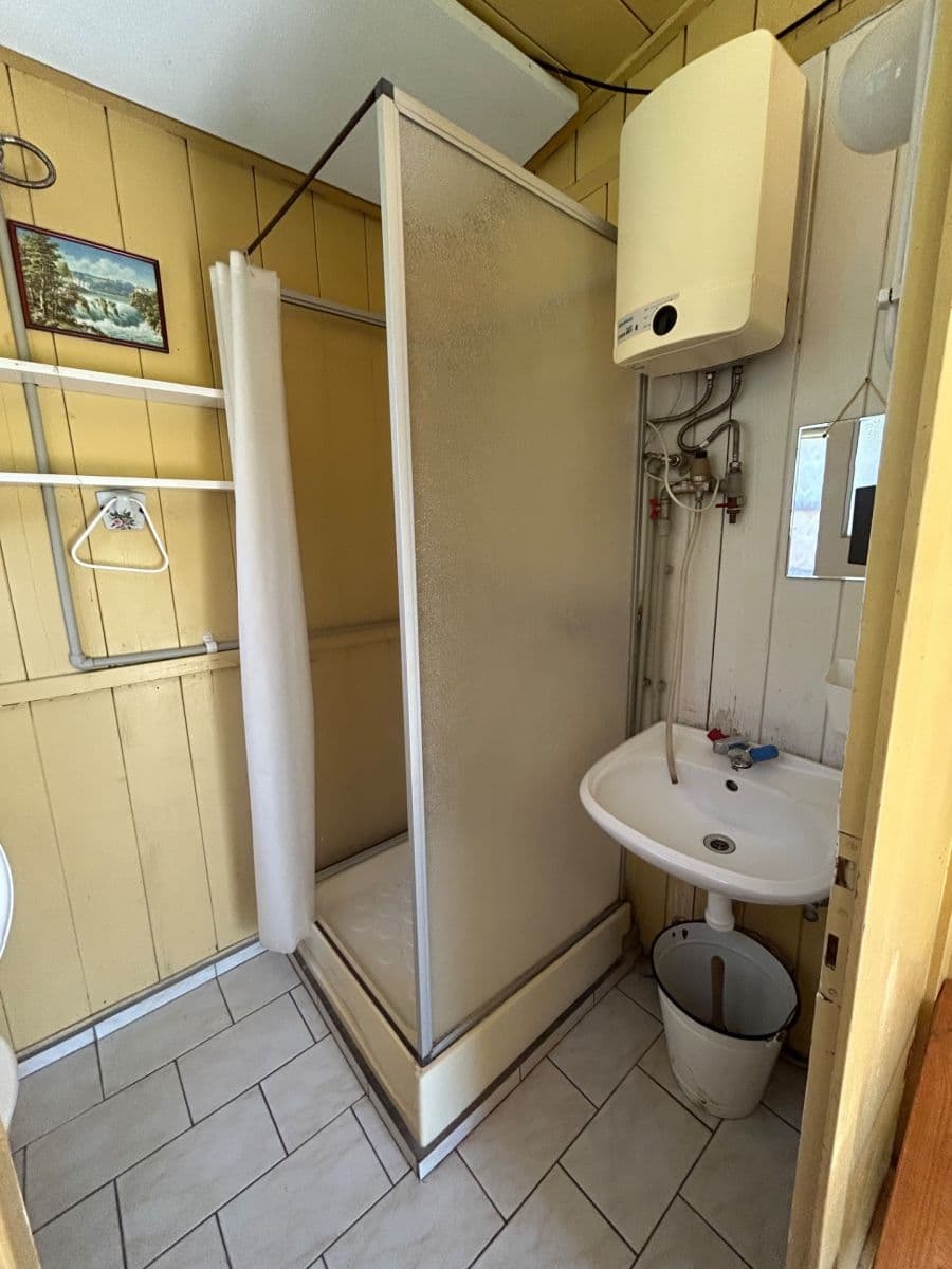 Prenájom rekreačného objektu 40 m², pozemok 2.144 m², Čeladná, Moravskoslezský kraj Prenájom rekreačného objektu 40 m², pozemok 2.144 m², Čeladná, Moravskoslezský kraj