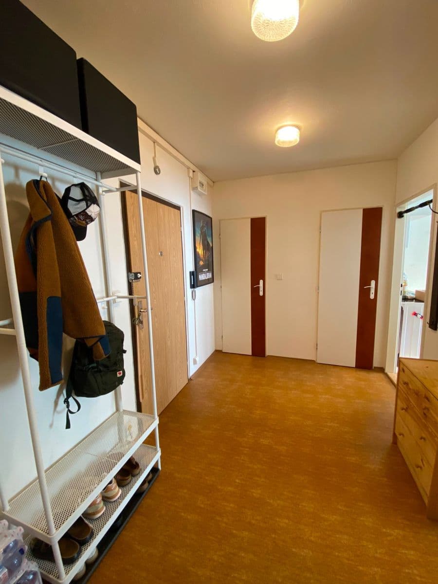 Prenájom bytu 2-izbový 40 m², Bryksova, Praha, Praha Prenájom bytu 2-izbový 40 m², Bryksova, Praha, Praha