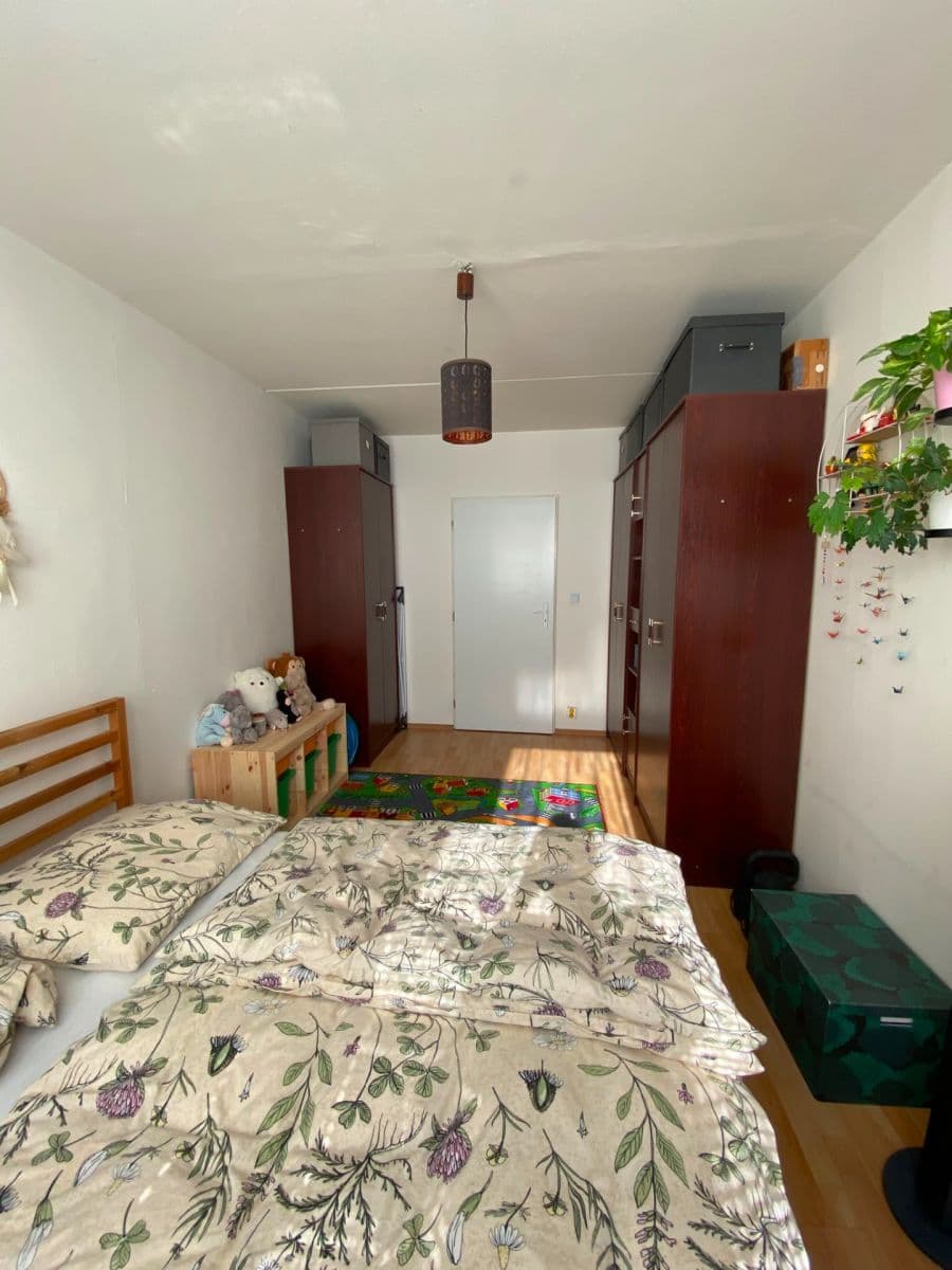 Prenájom bytu 2-izbový 40 m², Bryksova, Praha, Praha Prenájom bytu 2-izbový 40 m², Bryksova, Praha, Praha
