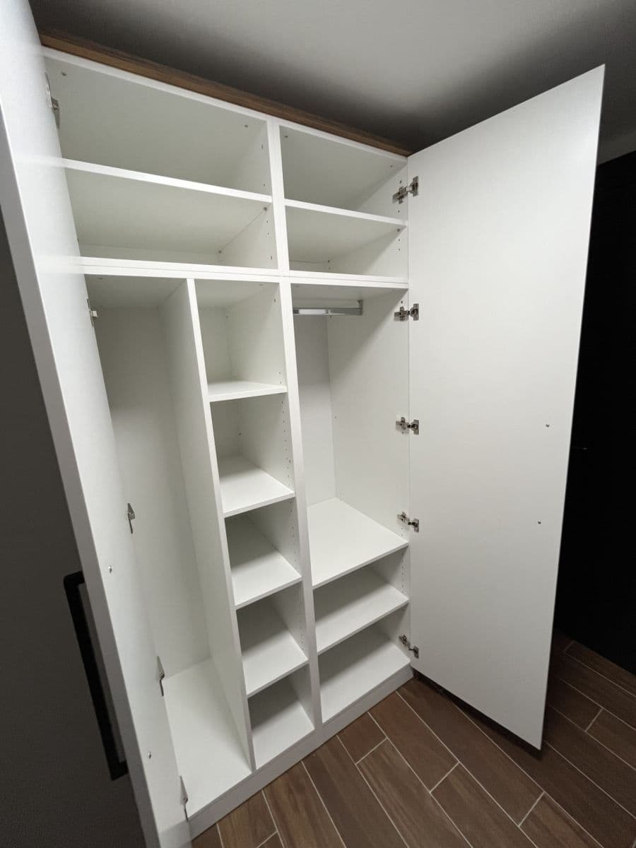 Prenájom bytu 1-izbový 33 m², Třída Jiřího Pelikána, Olomouc, Olomoucký kraj Prenájom bytu 1-izbový 33 m², Třída Jiřího Pelikána, Olomouc, Olomoucký kraj