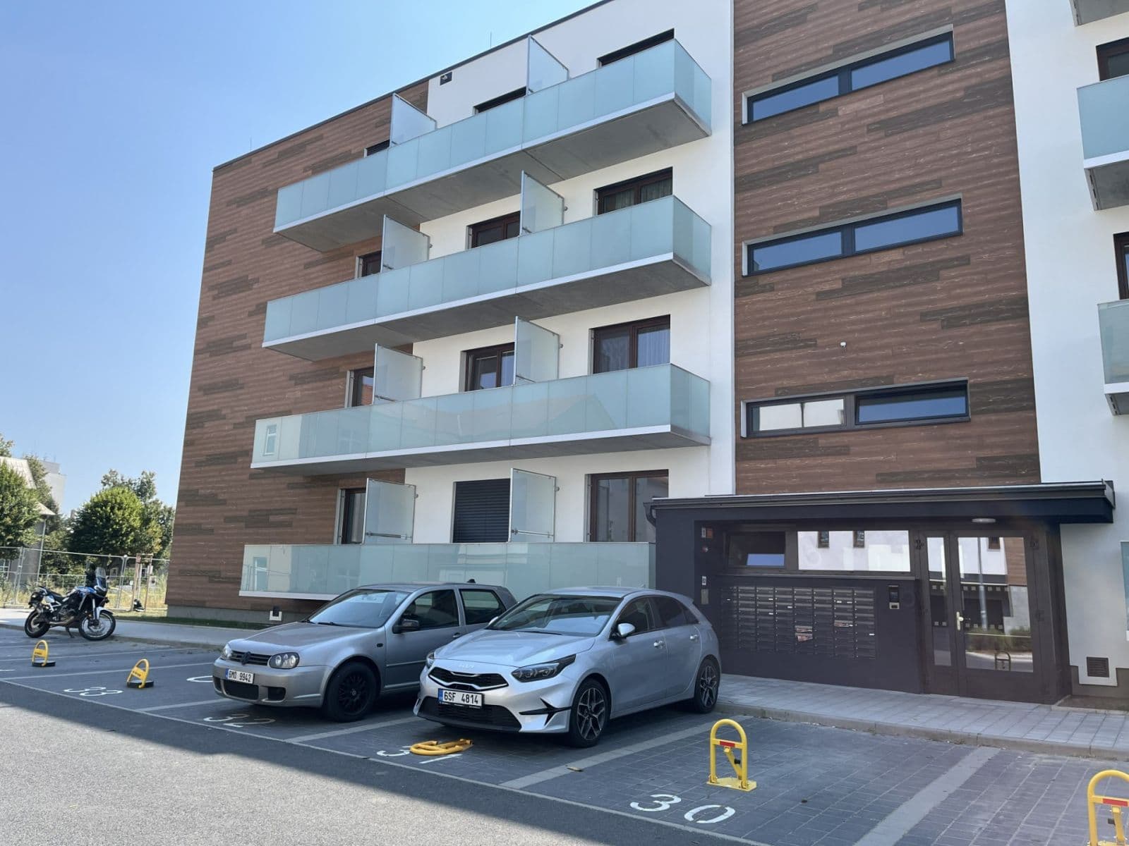 Prenájom bytu 1-izbový 33 m², Třída Jiřího Pelikána, Olomouc, Olomoucký kraj Prenájom bytu 1-izbový 33 m², Třída Jiřího Pelikána, Olomouc, Olomoucký kraj