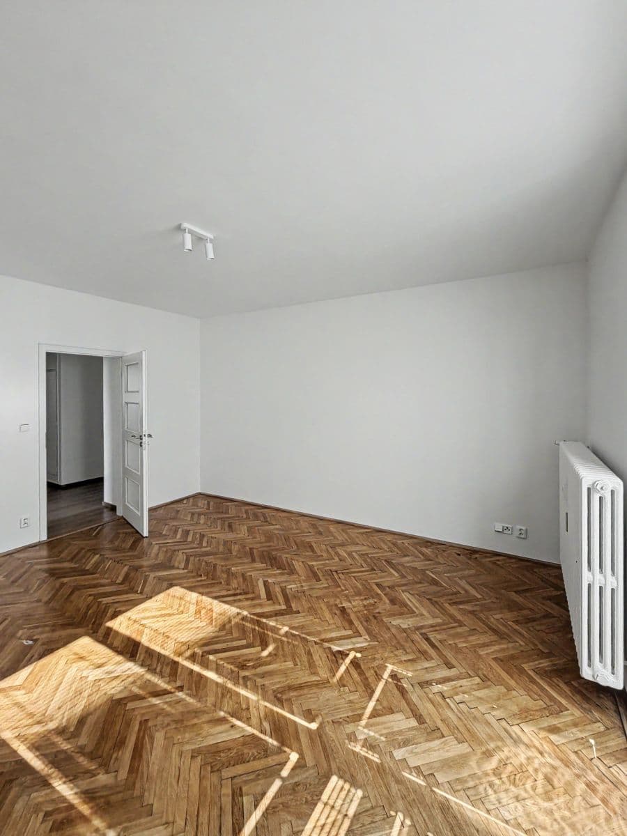 Predaj bytu 3-izbový 86 m², Čápkova, Brno, Jihomoravský kraj Predaj bytu 3-izbový 86 m², Čápkova, Brno, Jihomoravský kraj