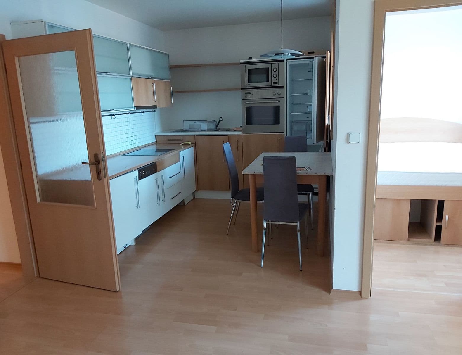 Prenájom bytu 2-izbový 45 m², Okružní, Vestec, Středočeský kraj Prenájom bytu 2-izbový 45 m², Okružní, Vestec, Středočeský kraj