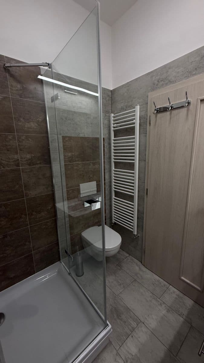 Prenájom bytu 2-izbový 46 m², Železničářská, Jičín, Královéhradecký kraj Prenájom bytu 2-izbový 46 m², Železničářská, Jičín, Královéhradecký kraj