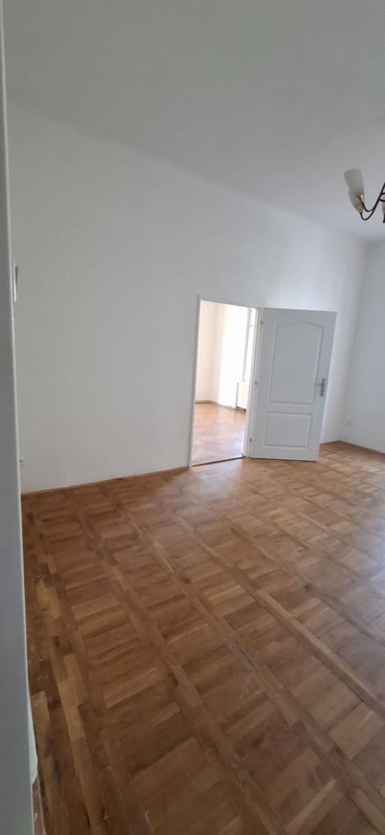 Prenájom bytu 3-izbový 85 m², Na Střelnici, Praha, Praha Prenájom bytu 3-izbový 85 m², Na Střelnici, Praha, Praha