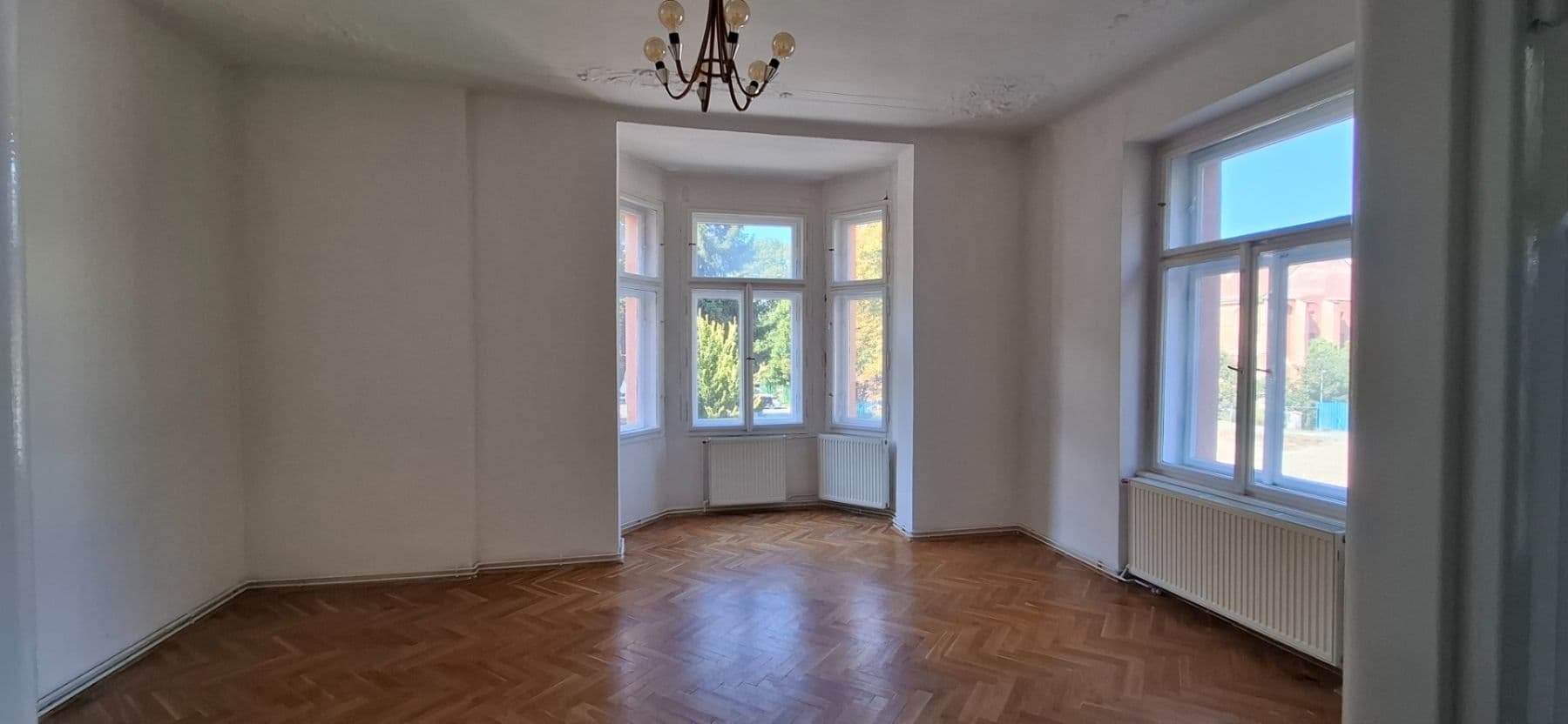 Prenájom bytu 3-izbový 85 m², Na Střelnici, Praha, Praha Prenájom bytu 3-izbový 85 m², Na Střelnici, Praha, Praha