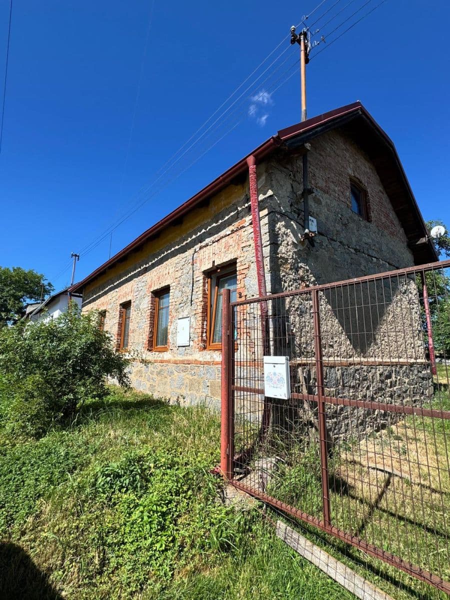 Predaj domu 68 m², pozemok 958 m², Kozárovice, Středočeský kraj Predaj domu 68 m², pozemok 958 m², Kozárovice, Středočeský kraj