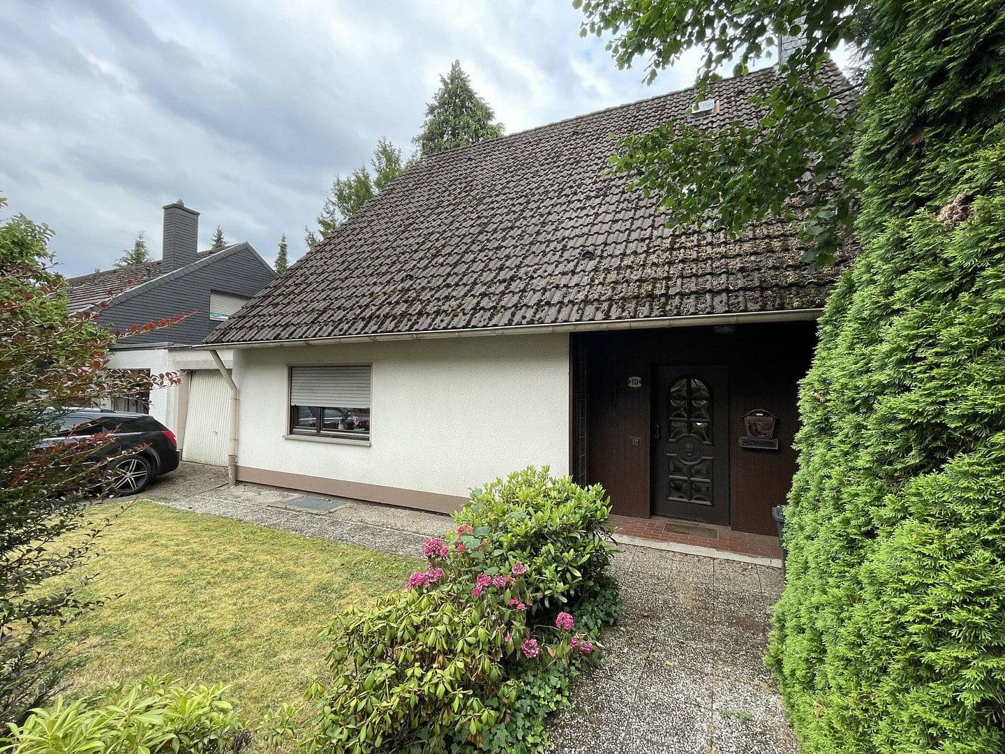 Predaj domu 166 m², pozemok 740 m², Leichlingen, Severné Porýnie - Westfálsko Predaj domu 166 m², pozemok 740 m², Leichlingen, Severné Porýnie - Westfálsko