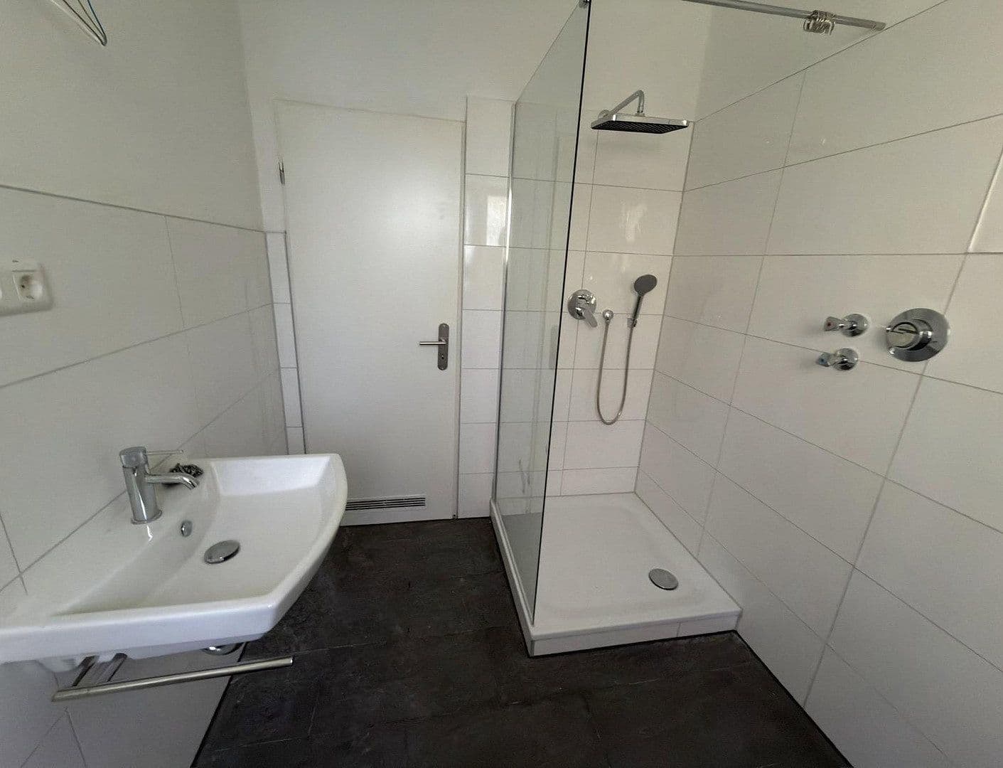 Prenájom bytu 3-izbový 80 m², Bochum, Severné Porýnie - Westfálsko Prenájom bytu 3-izbový 80 m², Bochum, Severné Porýnie - Westfálsko
