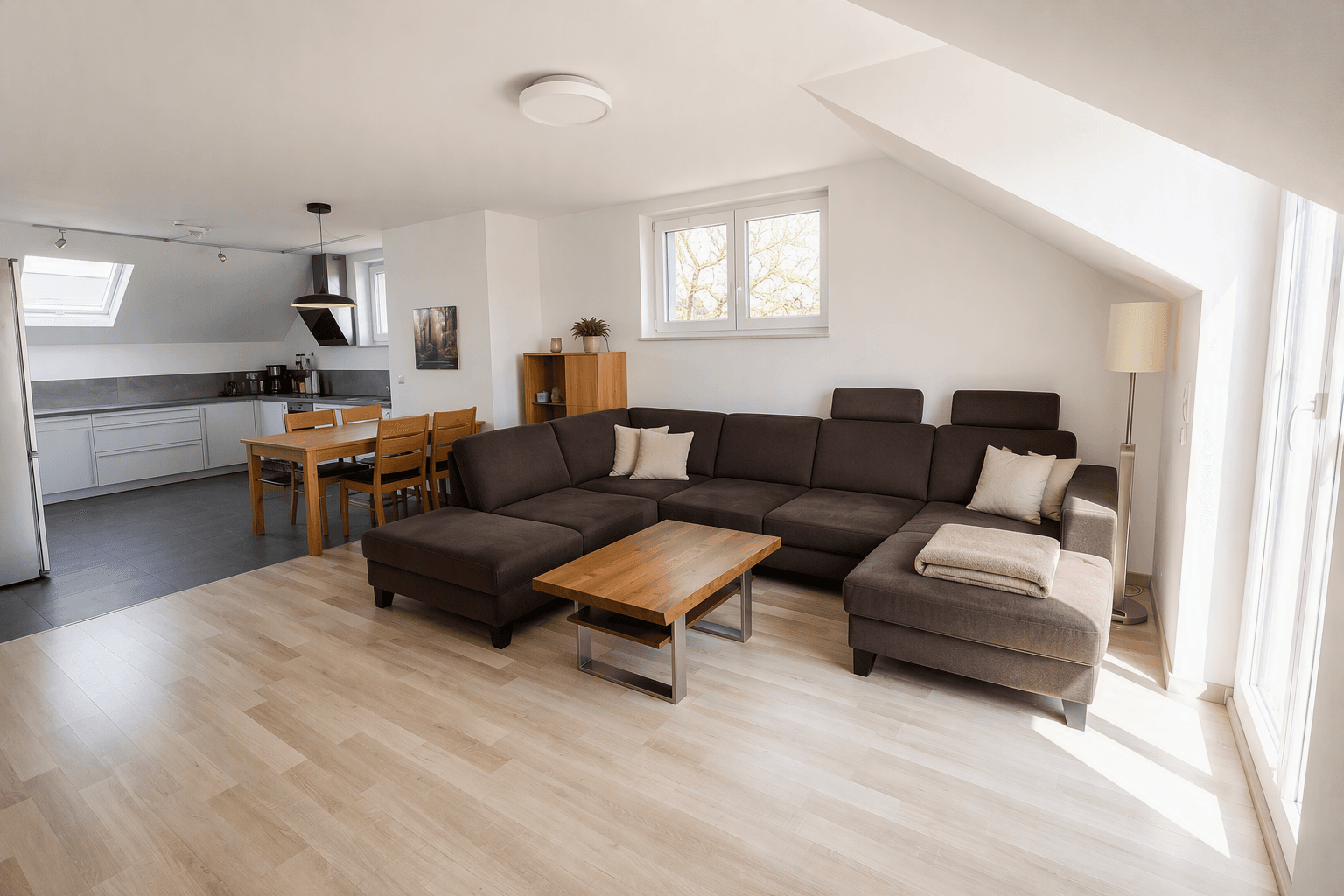 Predaj bytu 4-izbový 135 m², Herzogenaurach, Bavorsko Predaj bytu 4-izbový 135 m², Herzogenaurach, Bavorsko