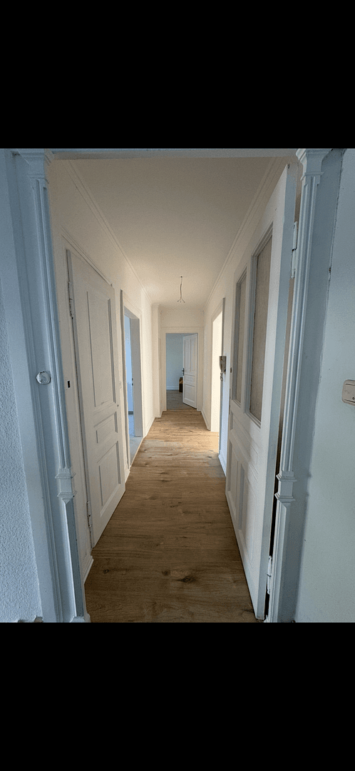 Prenájom bytu 4-izbový 82 m², Darmstadt, Hesensko Prenájom bytu 4-izbový 82 m², Darmstadt, Hesensko