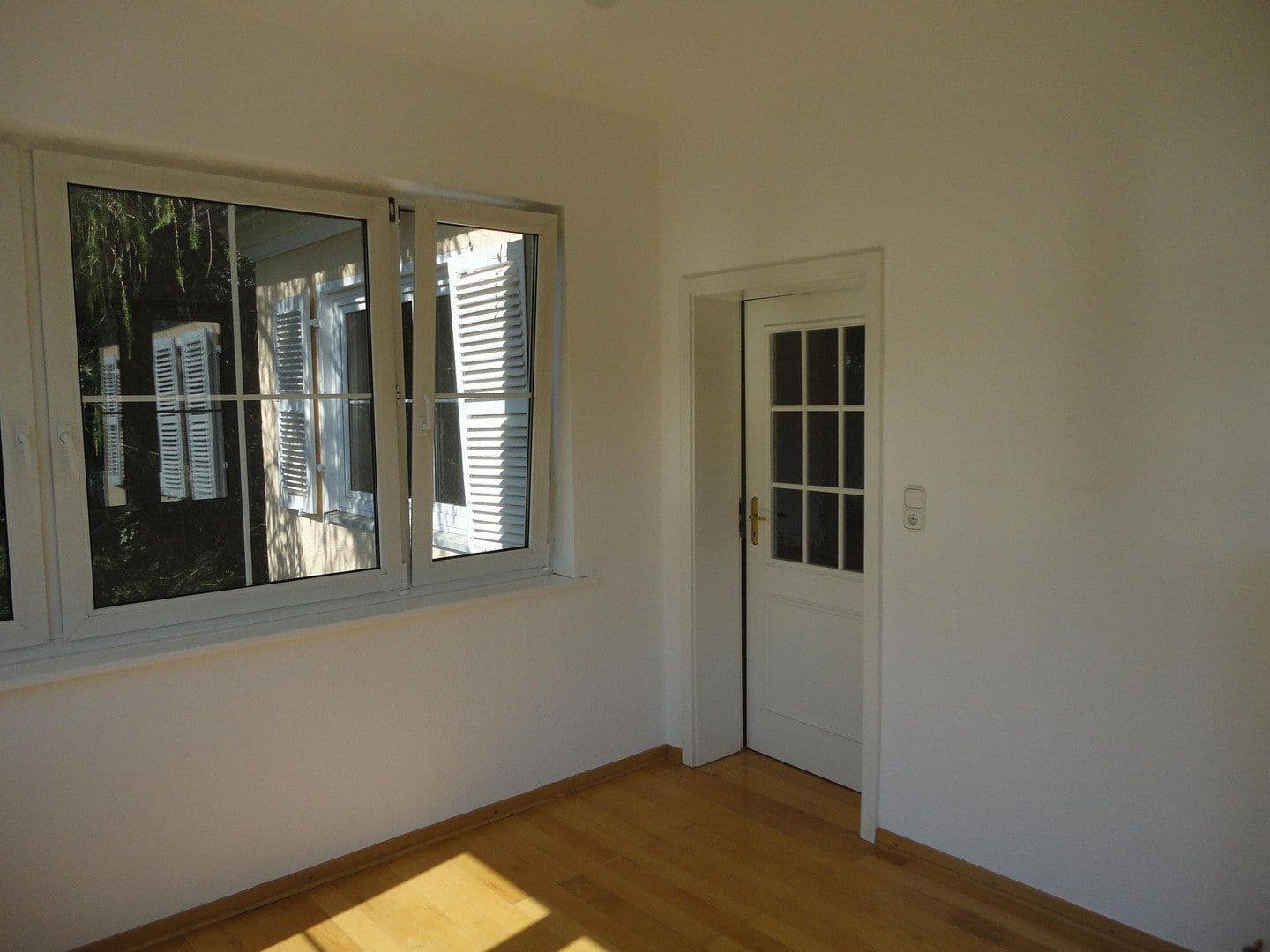 Prenájom bytu 4-izbový 127 m², Göttingen, Dolné Sasko Prenájom bytu 4-izbový 127 m², Göttingen, Dolné Sasko