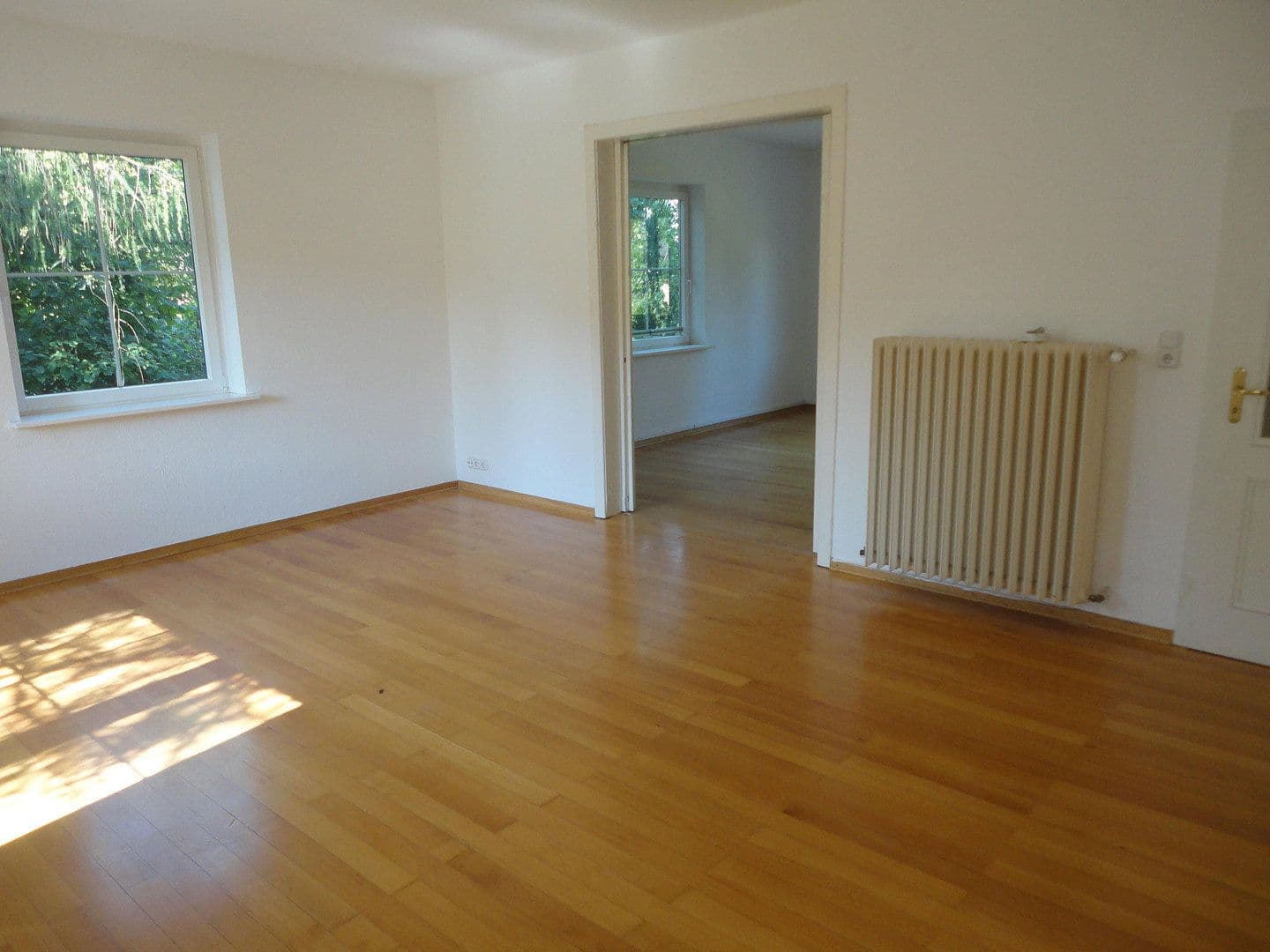 Prenájom bytu 4-izbový 127 m², Göttingen, Dolné Sasko Prenájom bytu 4-izbový 127 m², Göttingen, Dolné Sasko