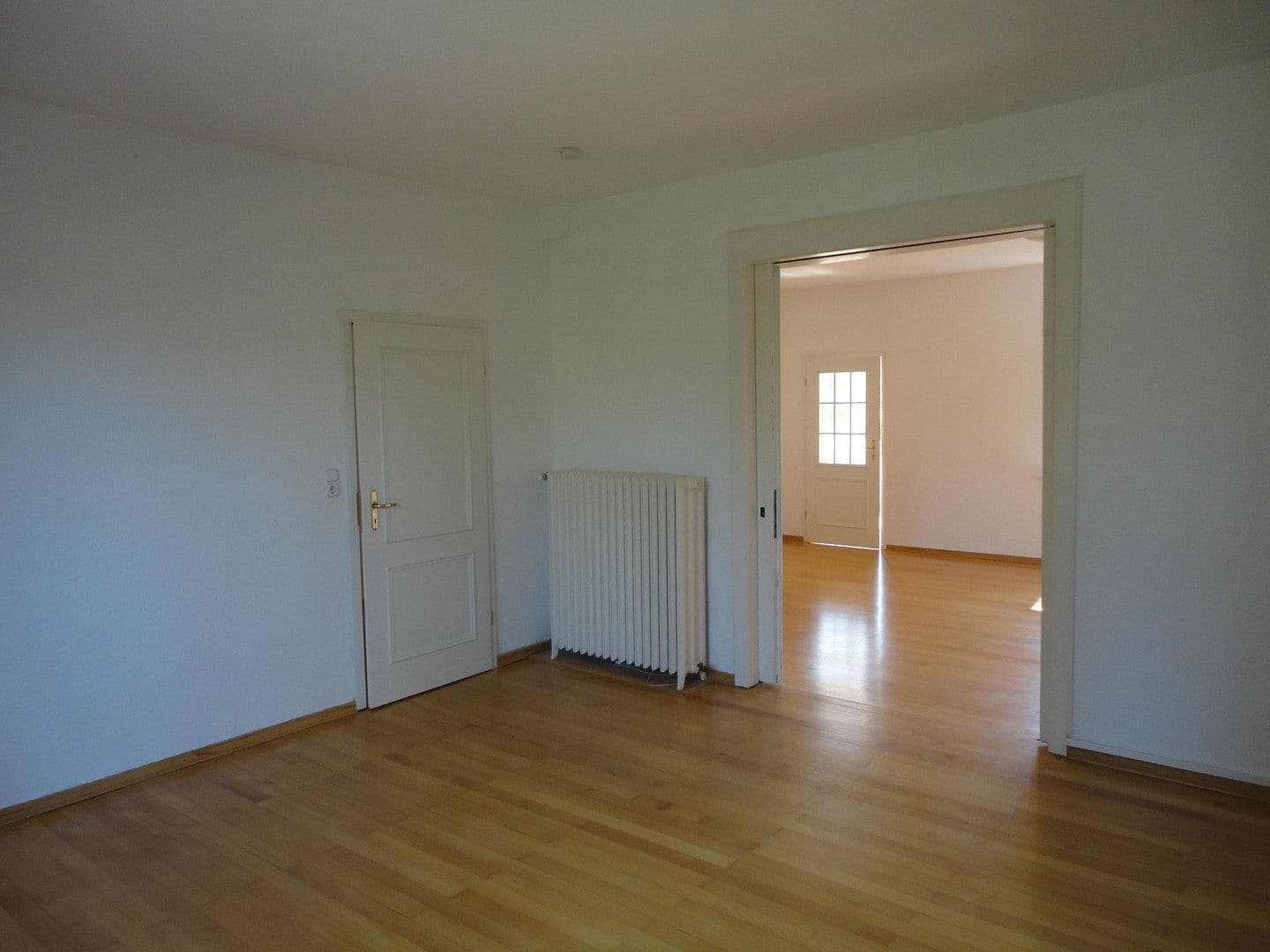 Prenájom bytu 4-izbový 127 m², Göttingen, Dolné Sasko Prenájom bytu 4-izbový 127 m², Göttingen, Dolné Sasko