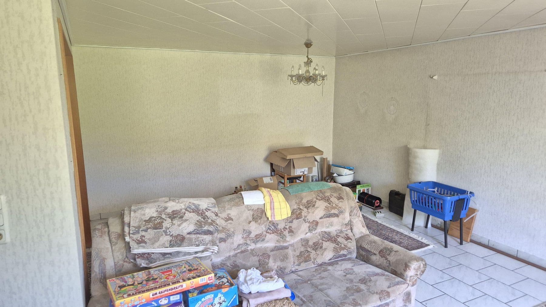 Predaj domu 175 m², pozemok 600 m², Salinenstraße 15, Salzgitter-Thiede, Dolné Sasko Predaj domu 175 m², pozemok 600 m², Salinenstraße 15, Salzgitter-Thiede, Dolné Sasko