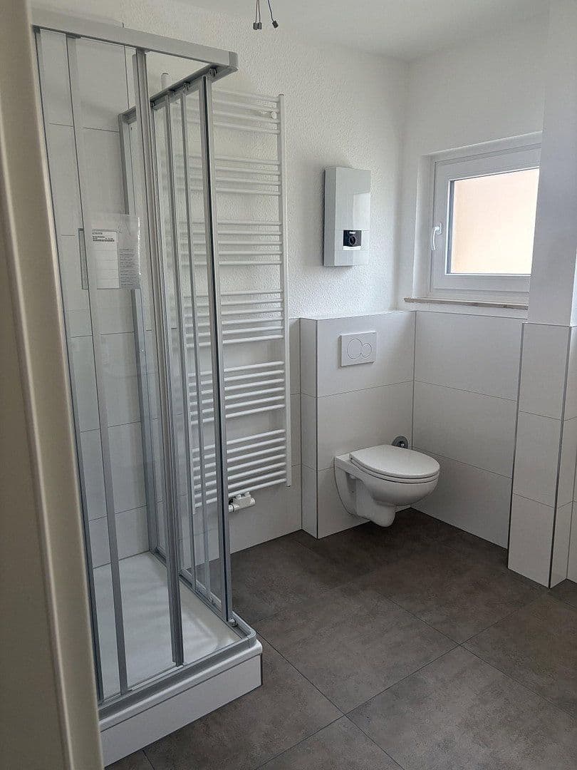 Prenájom bytu 3-izbový 80 m², Wuppertal, Severné Porýnie - Westfálsko Prenájom bytu 3-izbový 80 m², Wuppertal, Severné Porýnie - Westfálsko