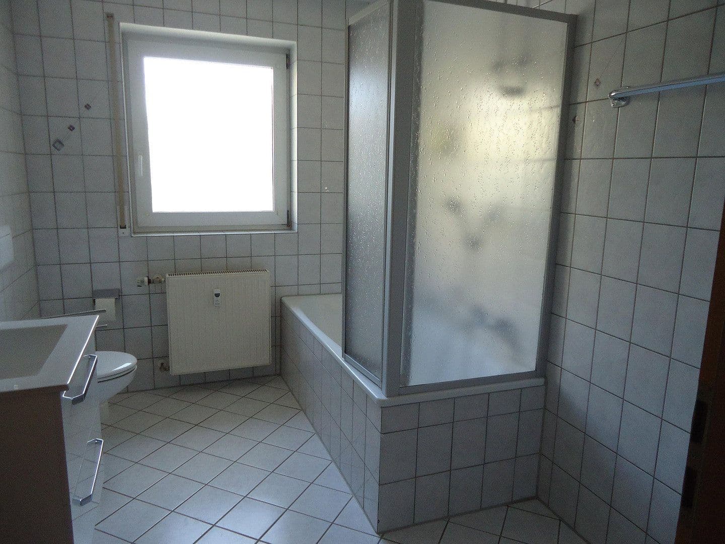 Prenájom bytu 2-izbový 57 m², Neulingen, Bádensko-Wurttembersko Prenájom bytu 2-izbový 57 m², Neulingen, Bádensko-Wurttembersko