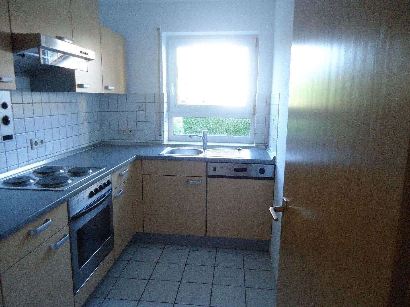 Prenájom bytu 2-izbový 57 m², Neulingen, Bádensko-Wurttembersko Prenájom bytu 2-izbový 57 m², Neulingen, Bádensko-Wurttembersko