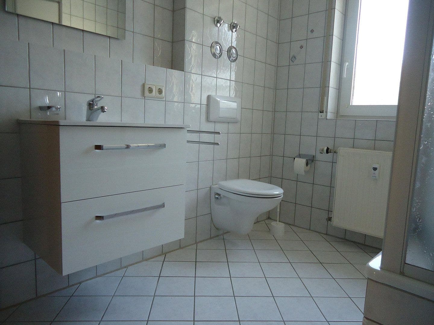 Prenájom bytu 2-izbový 57 m², Neulingen, Bádensko-Wurttembersko Prenájom bytu 2-izbový 57 m², Neulingen, Bádensko-Wurttembersko