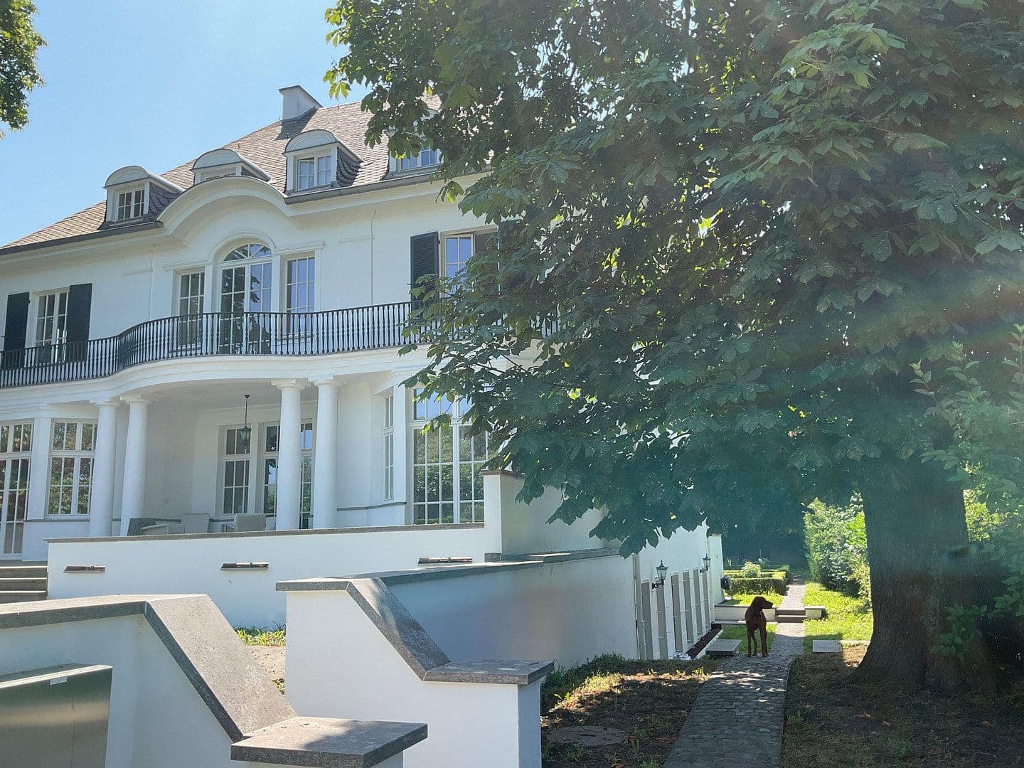 Prenájom bytu 1-izbový 80 m², Uferstraße 29, Köln, Severné Porýnie - Westfálsko Prenájom bytu 1-izbový 80 m², Uferstraße 29, Köln, Severné Porýnie - Westfálsko