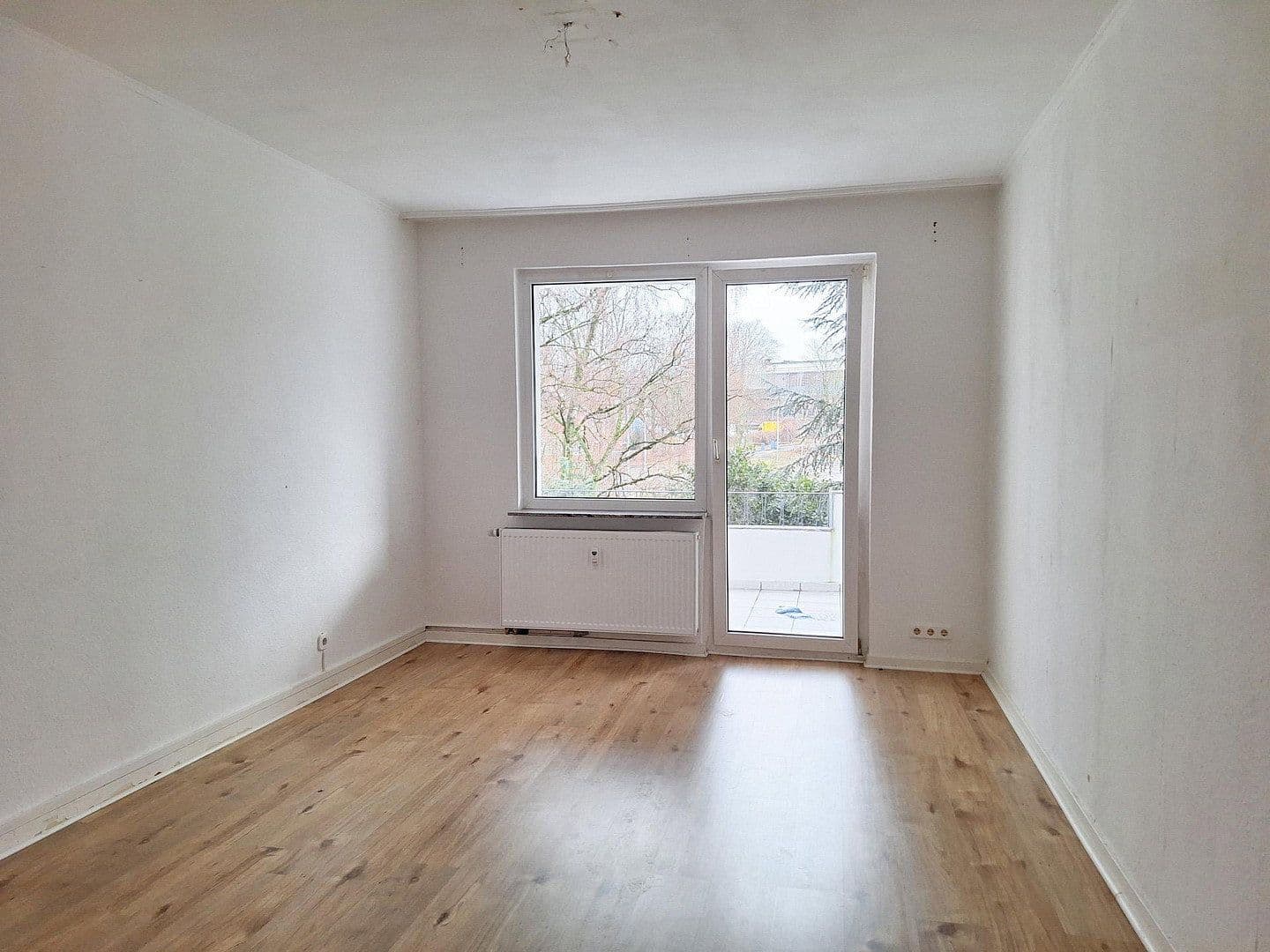 Prenájom bytu 3-izbový 70 m², Bunsenstr. 77, Essen, Severné Porýnie - Westfálsko Prenájom bytu 3-izbový 70 m², Bunsenstr. 77, Essen, Severné Porýnie - Westfálsko