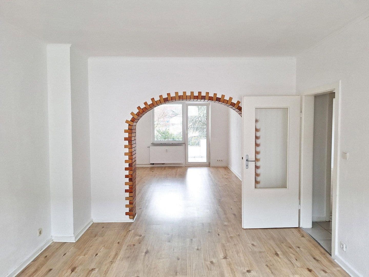 Prenájom bytu 3-izbový 70 m², Bunsenstr. 77, Essen, Severné Porýnie - Westfálsko Prenájom bytu 3-izbový 70 m², Bunsenstr. 77, Essen, Severné Porýnie - Westfálsko