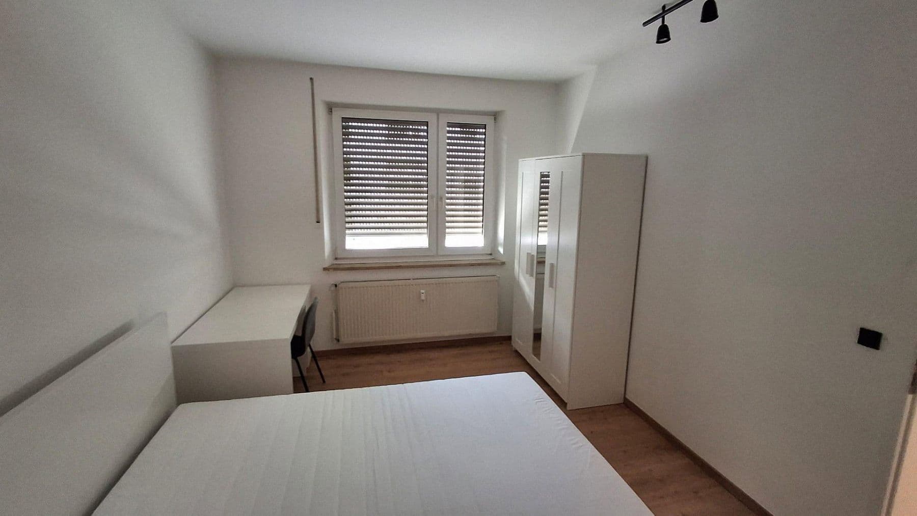Prenájom bytu 15 m², Rollnerstraße 40, Nürnberg, Bavorsko Prenájom bytu 15 m², Rollnerstraße 40, Nürnberg, Bavorsko