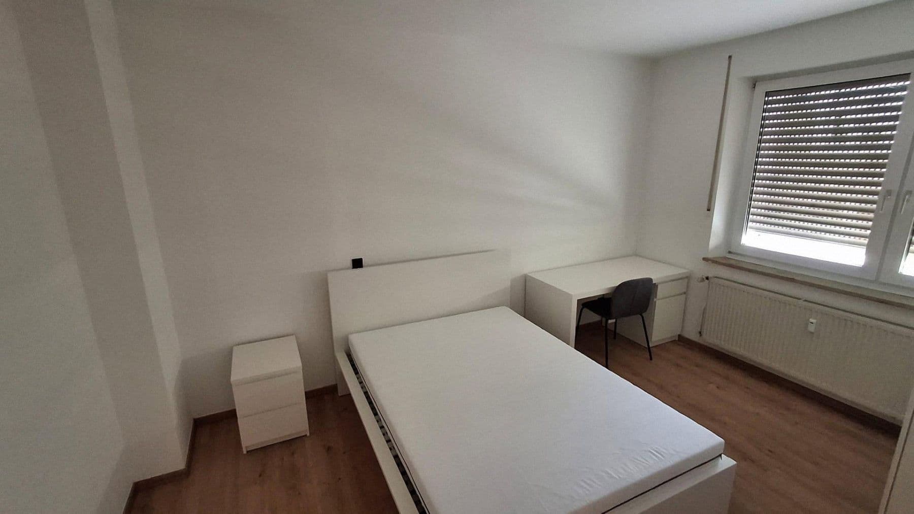 Prenájom bytu 15 m², Rollnerstraße 40, Nürnberg, Bavorsko Prenájom bytu 15 m², Rollnerstraße 40, Nürnberg, Bavorsko