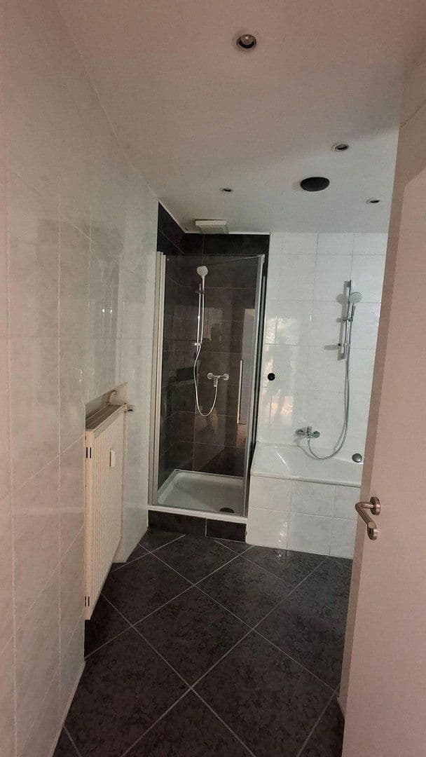 Prenájom bytu 15 m², Rollnerstraße 40, Nürnberg, Bavorsko Prenájom bytu 15 m², Rollnerstraße 40, Nürnberg, Bavorsko