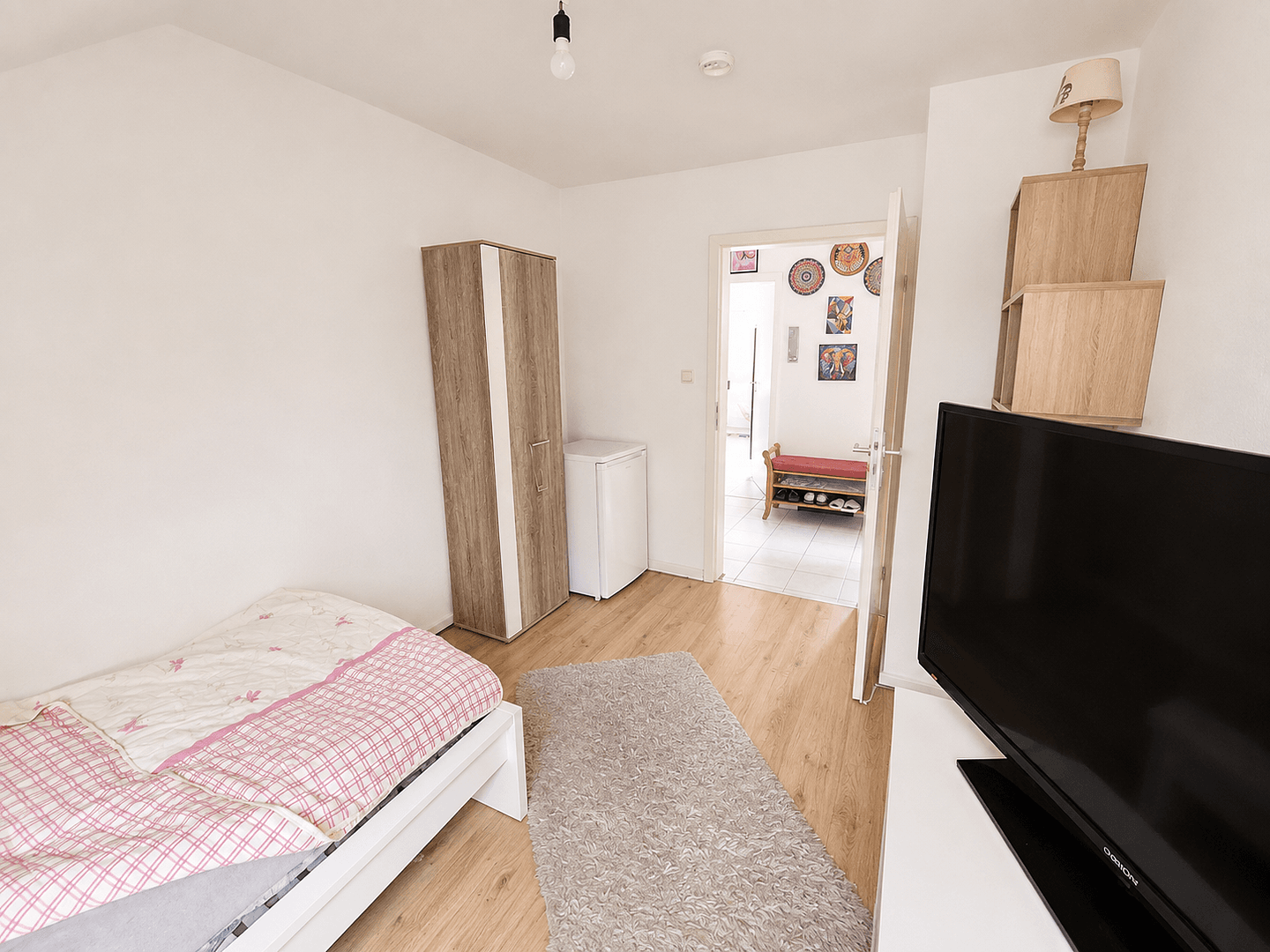 Prenájom bytu 3-izbový 60 m², Oberhausen, Severné Porýnie - Westfálsko Prenájom bytu 3-izbový 60 m², Oberhausen, Severné Porýnie - Westfálsko