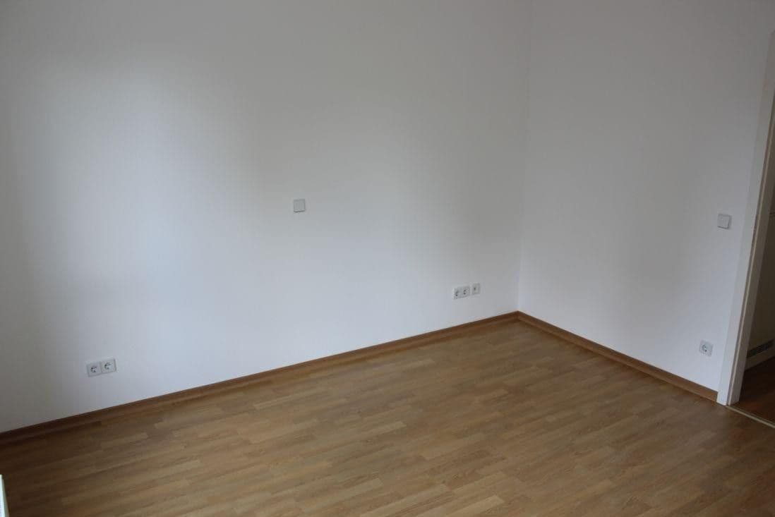 Predaj bytu 4-izbový 100 m², Münchener Straße, Berlin, Berlín Predaj bytu 4-izbový 100 m², Münchener Straße, Berlin, Berlín