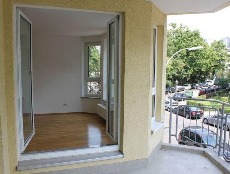 Predaj bytu 4-izbový 100 m², Münchener Straße, Berlin, Berlín Predaj bytu 4-izbový 100 m², Münchener Straße, Berlin, Berlín