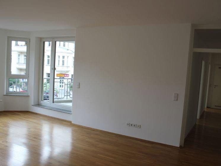 Predaj bytu 4-izbový 100 m², Münchener Straße, Berlin, Berlín Predaj bytu 4-izbový 100 m², Münchener Straße, Berlin, Berlín