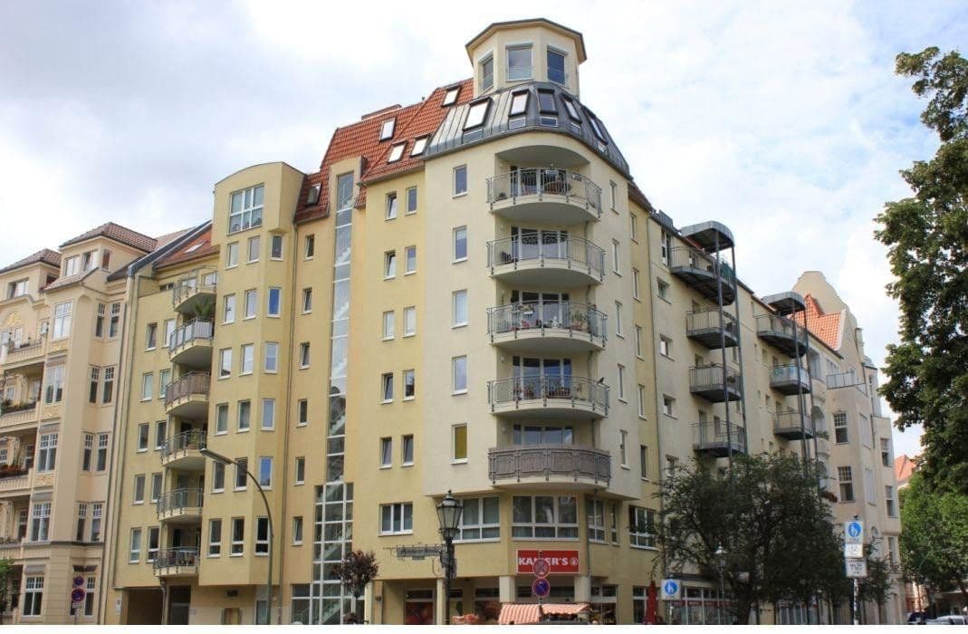 Predaj bytu 4-izbový 100 m², Münchener Straße, Berlin, Berlín Predaj bytu 4-izbový 100 m², Münchener Straße, Berlin, Berlín