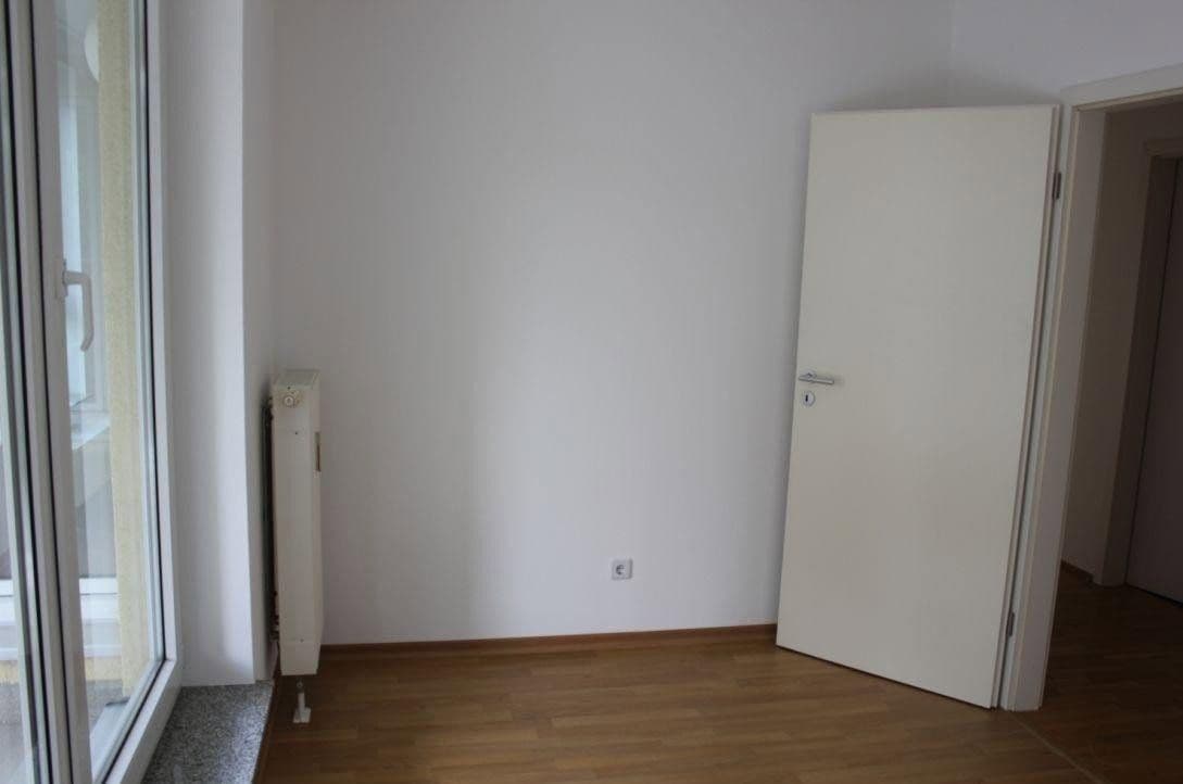 Predaj bytu 4-izbový 100 m², Münchener Straße, Berlin, Berlín Predaj bytu 4-izbový 100 m², Münchener Straße, Berlin, Berlín