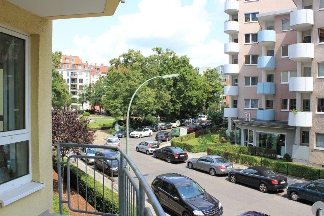 Predaj bytu 4-izbový 100 m², Münchener Straße, Berlin, Berlín Predaj bytu 4-izbový 100 m², Münchener Straße, Berlin, Berlín