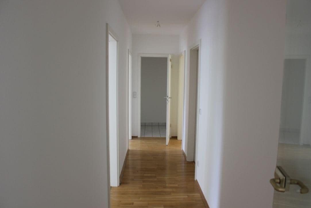 Predaj bytu 4-izbový 100 m², Münchener Straße, Berlin, Berlín Predaj bytu 4-izbový 100 m², Münchener Straße, Berlin, Berlín