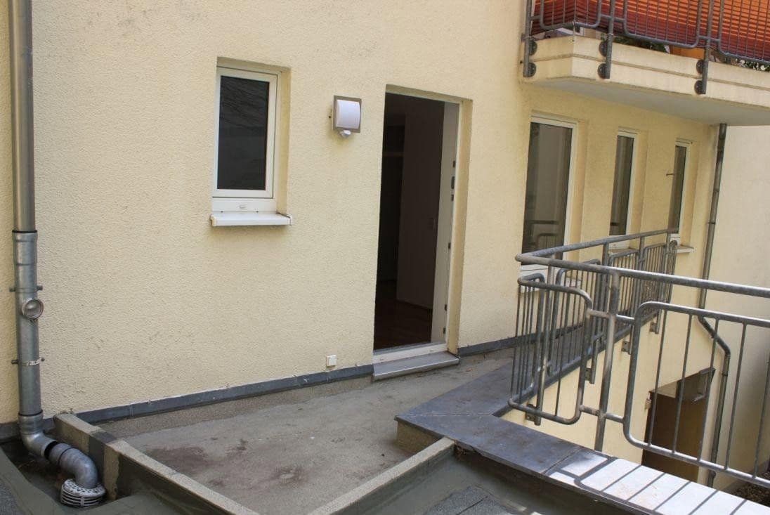 Predaj bytu 4-izbový 100 m², Münchener Straße, Berlin, Berlín Predaj bytu 4-izbový 100 m², Münchener Straße, Berlin, Berlín