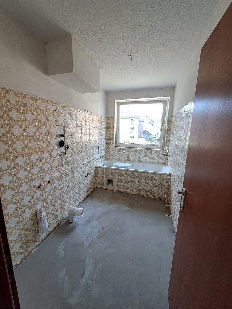 Prenájom bytu 3-izbový 81 m², Gelsenkirchen, Severné Porýnie - Westfálsko Prenájom bytu 3-izbový 81 m², Gelsenkirchen, Severné Porýnie - Westfálsko