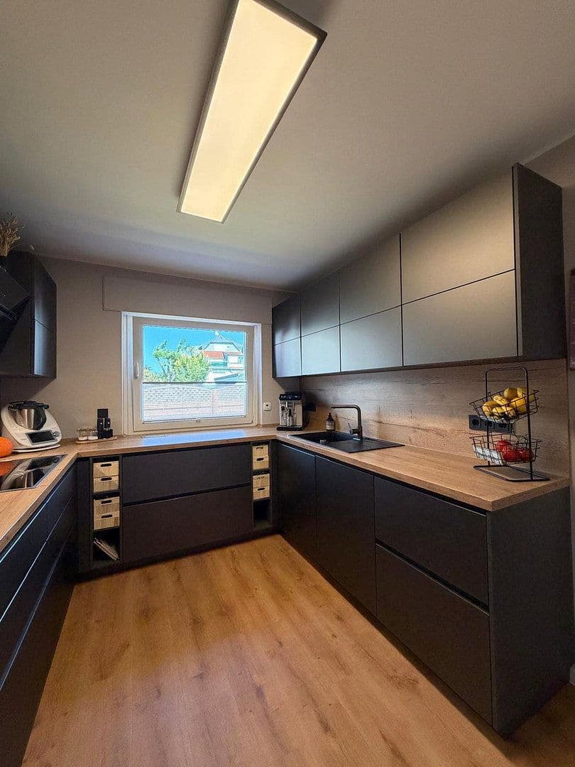 Predaj domu 145 m², pozemok 520 m², Worms, Porýnie-Falcko Predaj domu 145 m², pozemok 520 m², Worms, Porýnie-Falcko