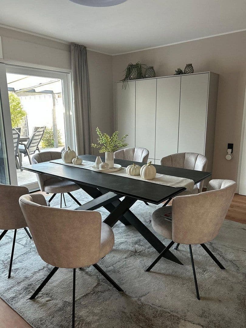 Predaj domu 145 m², pozemok 520 m², Worms, Porýnie-Falcko Predaj domu 145 m², pozemok 520 m², Worms, Porýnie-Falcko