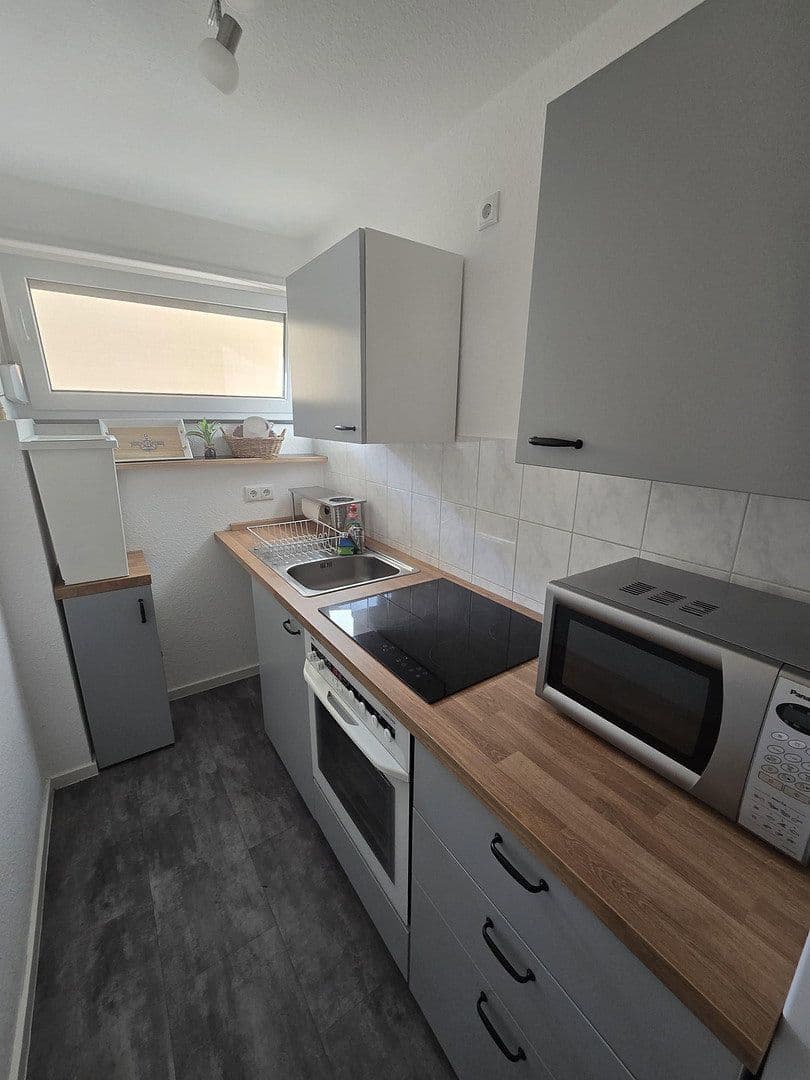 Prenájom bytu 1-izbový 32 m², Kaiserslautern, Porýnie-Falcko Prenájom bytu 1-izbový 32 m², Kaiserslautern, Porýnie-Falcko