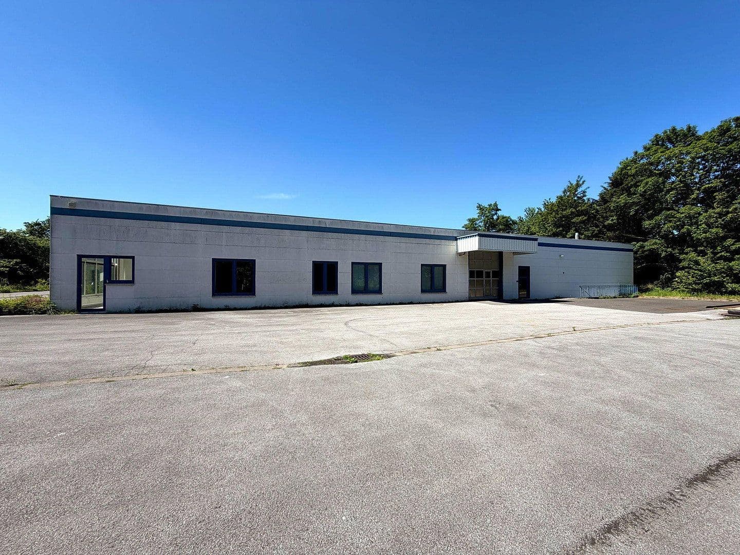 Prenájom nebytového priestoru 969 m², Meißener Dorfstraße 35, Minden, Severné Porýnie - Westfálsko Prenájom nebytového priestoru 969 m², Meißener Dorfstraße 35, Minden, Severné Porýnie - Westfálsko