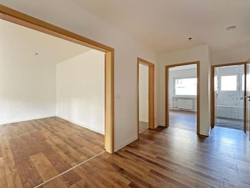 Prenájom bytu 3-izbový 80 m², Riedstadt, Hesensko Prenájom bytu 3-izbový 80 m², Riedstadt, Hesensko