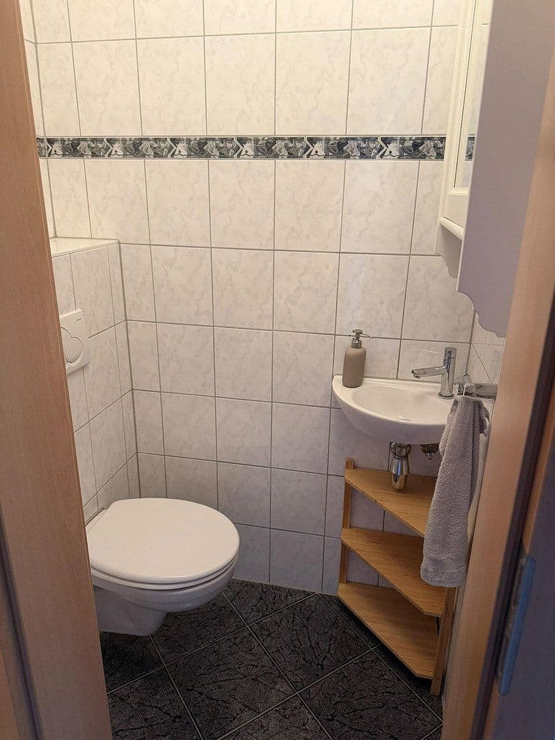 Prenájom bytu 3-izbový 80 m², Riedstadt, Hesensko Prenájom bytu 3-izbový 80 m², Riedstadt, Hesensko