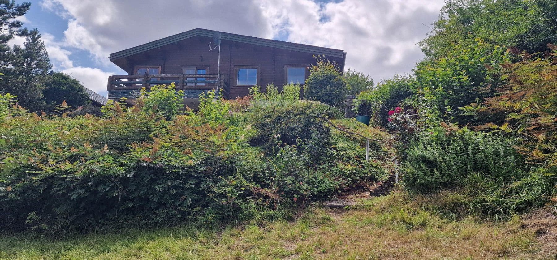 Predaj domu 145 m², pozemok 1.068 m², Bad Sachsa, Dolné Sasko Predaj domu 145 m², pozemok 1.068 m², Bad Sachsa, Dolné Sasko
