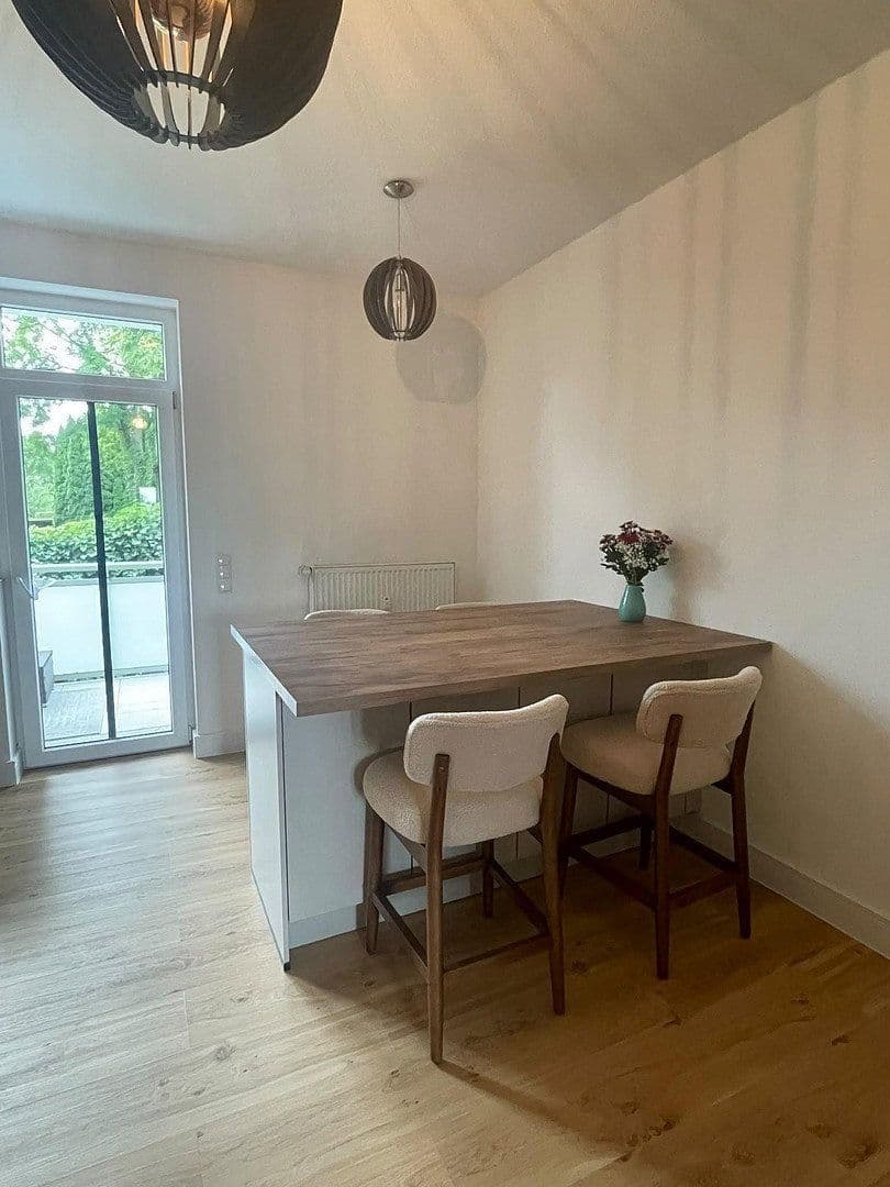 Prenájom bytu 2-izbový 67 m², Wasserstraße 417, Bochum, Severné Porýnie - Westfálsko Prenájom bytu 2-izbový 67 m², Wasserstraße 417, Bochum, Severné Porýnie - Westfálsko